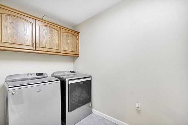 7208 N Antioch Avenue, Fresno, CA 93722