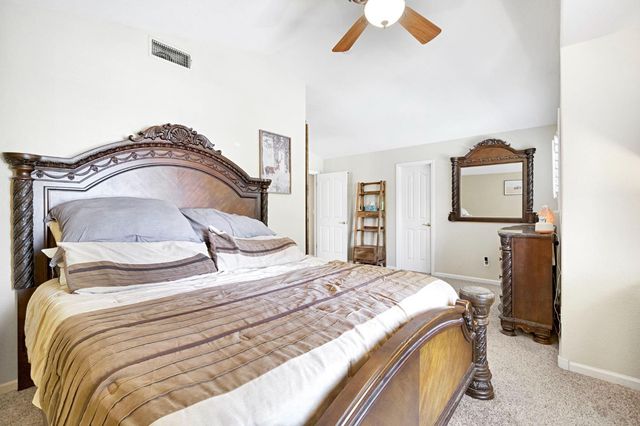 7208 N Antioch Avenue, Fresno, CA 93722