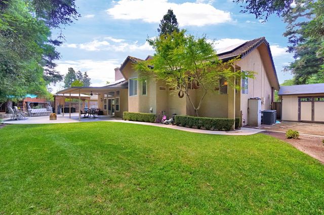 7208 N Antioch Avenue, Fresno, CA 93722