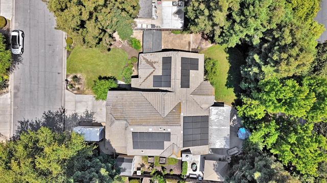 7208 N Antioch Avenue, Fresno, CA 93722