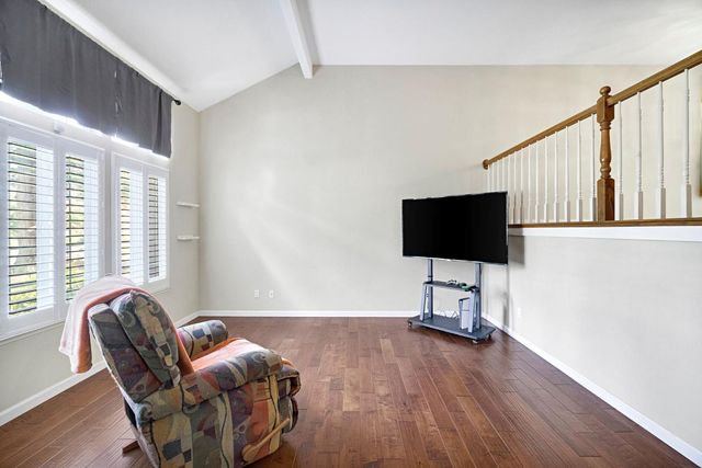 7208 N Antioch Avenue, Fresno, CA 93722