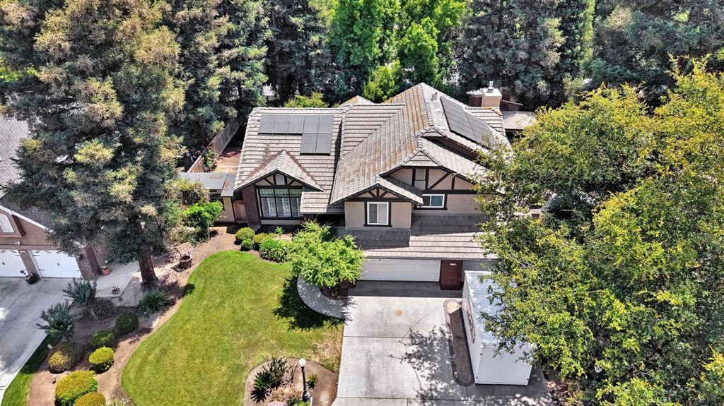 Image 46 of property listing at 7208 N Antioch Avenue, Fresno, CA 93722