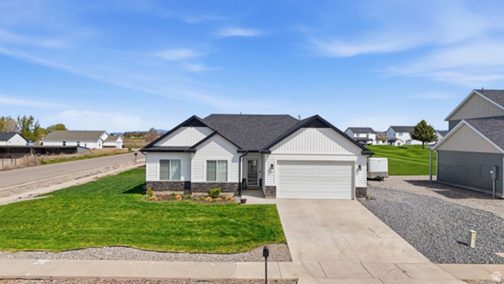 Image 1 of property listing at 117 E EAGLE WAY, Preston, ID 83263