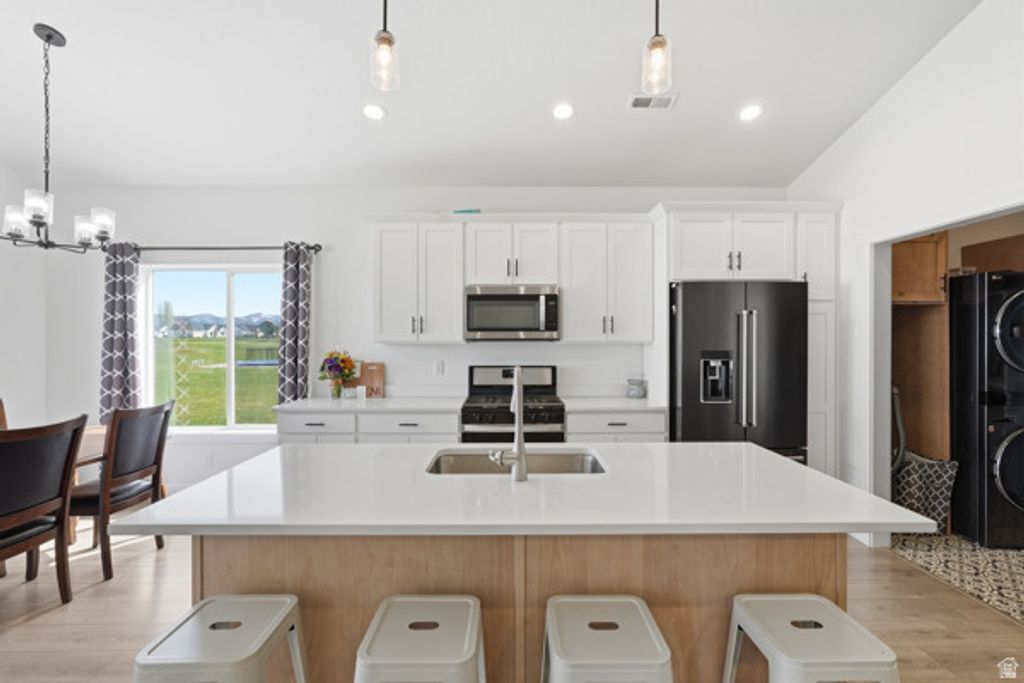 Image 3 of property listing at 117 E EAGLE WAY, Preston, ID 83263