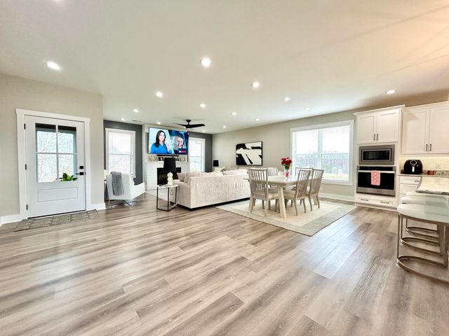 21 Hobart Lane, Nancy, KY 42544