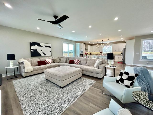 21 Hobart Lane, Nancy, KY 42544