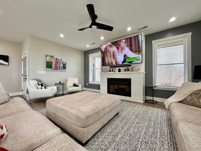 21 Hobart Lane, Nancy, KY 42544