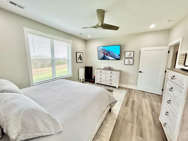 21 Hobart Lane, Nancy, KY 42544