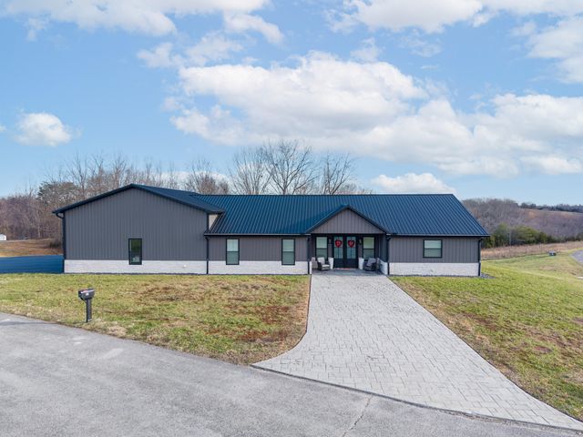 21 Hobart Lane, Nancy, KY 42544