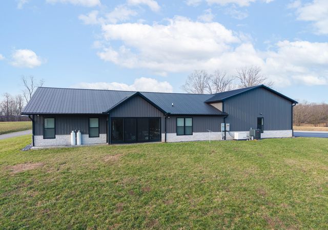 21 Hobart Lane, Nancy, KY 42544