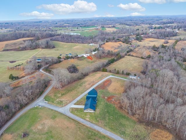 21 Hobart Lane, Nancy, KY 42544