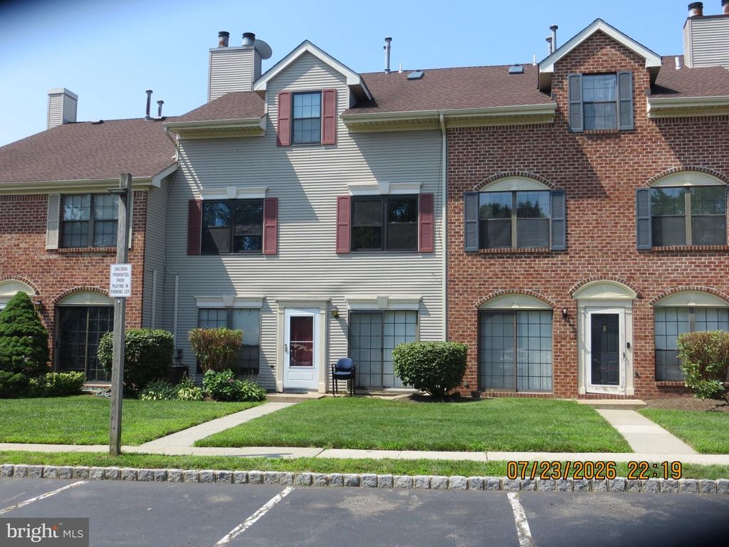 99 ONEILL CT, Lawrenceville, NJ 08648
