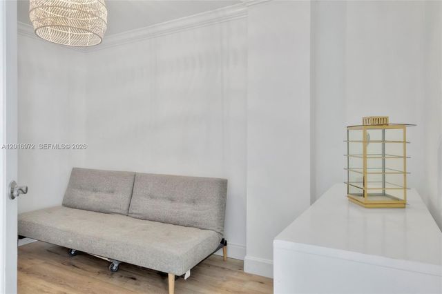2401 Collins Ave 1805, Miami Beach, FL 33140