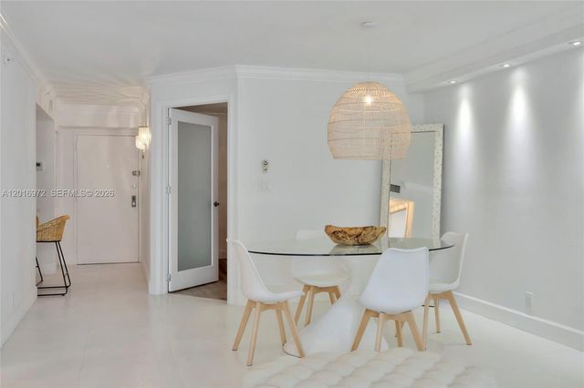 2401 Collins Ave 1805, Miami Beach, FL 33140