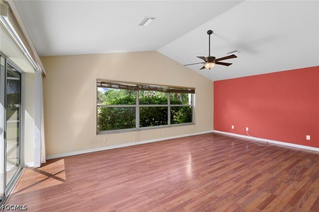 20710 Groveline CT, Estero, FL 33928