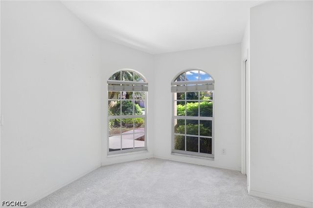 20710 Groveline CT, Estero, FL 33928