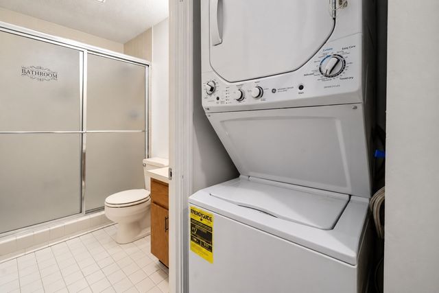 666 Main St 208, Winchester, MA 01890