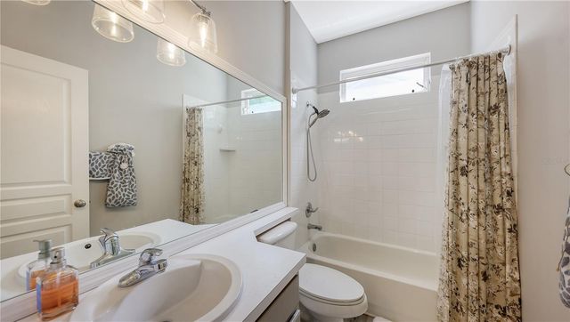 356 FAREHAM DRIVE, Venice, FL 34293