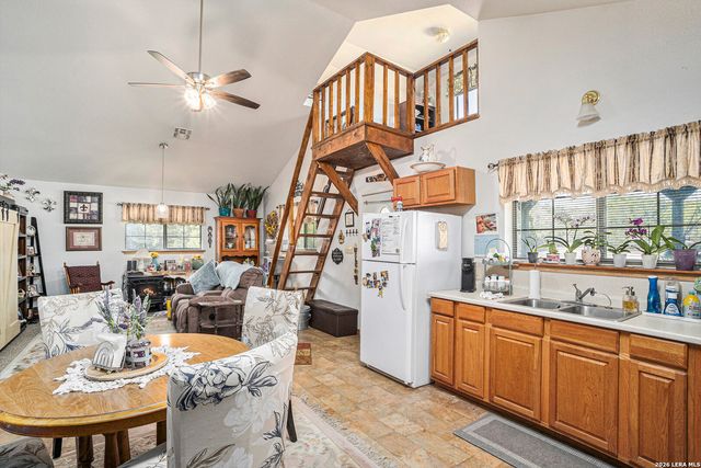 50710 B Interstate 10 W, Comfort, TX 78006