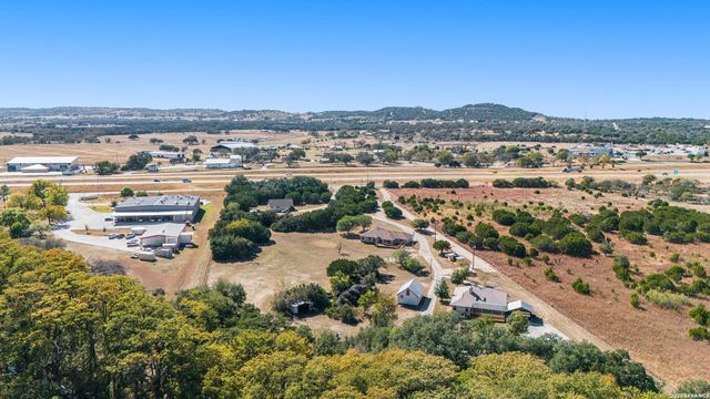 50710 B Interstate 10 W, Comfort, TX 78006