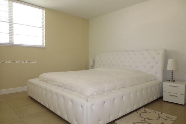 3001 S Ocean Dr 703, Hollywood, FL 33019