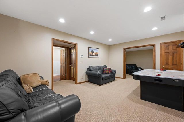 990 S Springdale ROAD, Waukesha, WI 53186