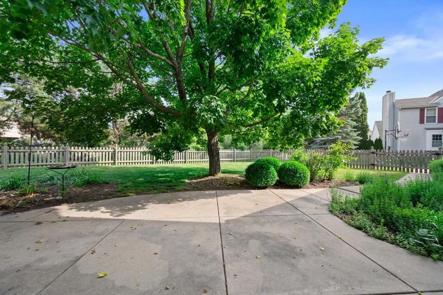 990 S Springdale ROAD, Waukesha, WI 53186