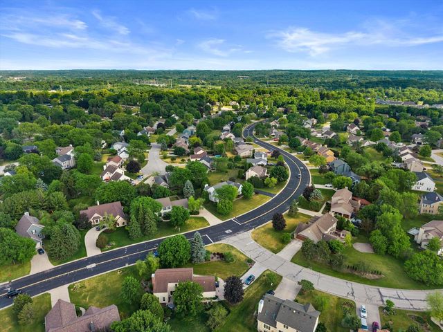 990 S Springdale ROAD, Waukesha, WI 53186