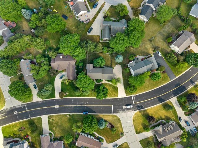 990 S Springdale ROAD, Waukesha, WI 53186