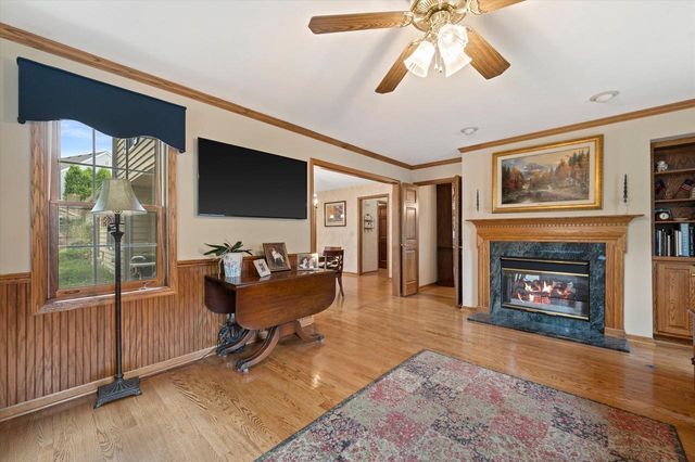 990 S Springdale ROAD, Waukesha, WI 53186