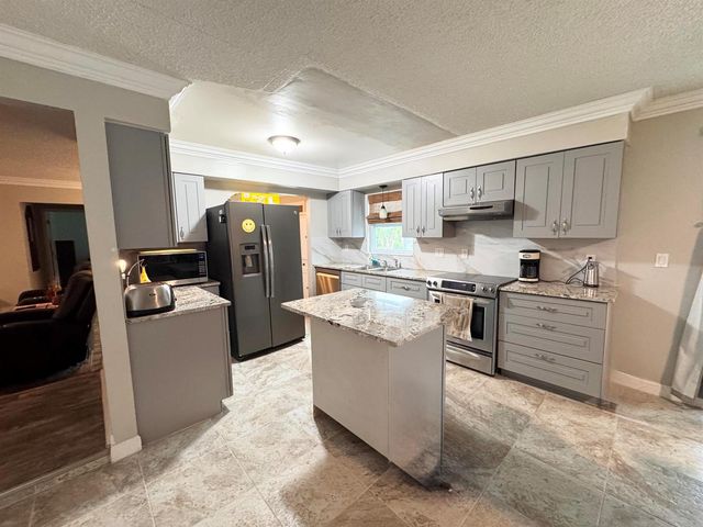 443 SE Langfield Avenue, Port St. Lucie, FL 34984