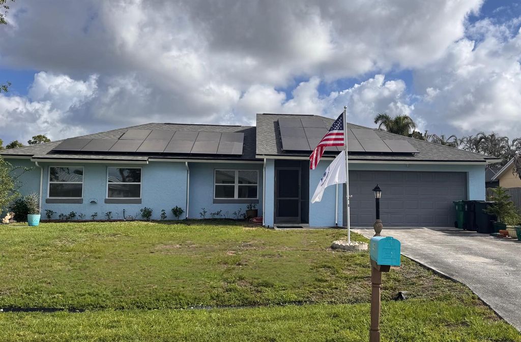 443 SE Langfield Avenue, Port St. Lucie, FL 34984
