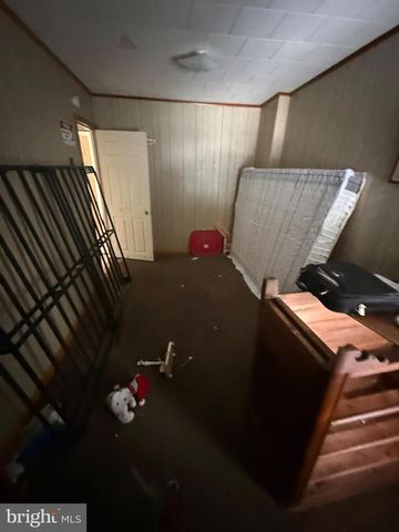 303 W 2ND ST, Mt Carmel, PA 17851