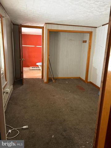 303 W 2ND ST, Mt Carmel, PA 17851