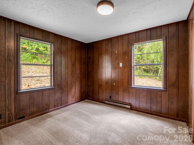 1395 Tillery Branch Road, Marshall, NC 28753