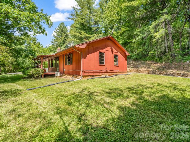 1395 Tillery Branch Road, Marshall, NC 28753