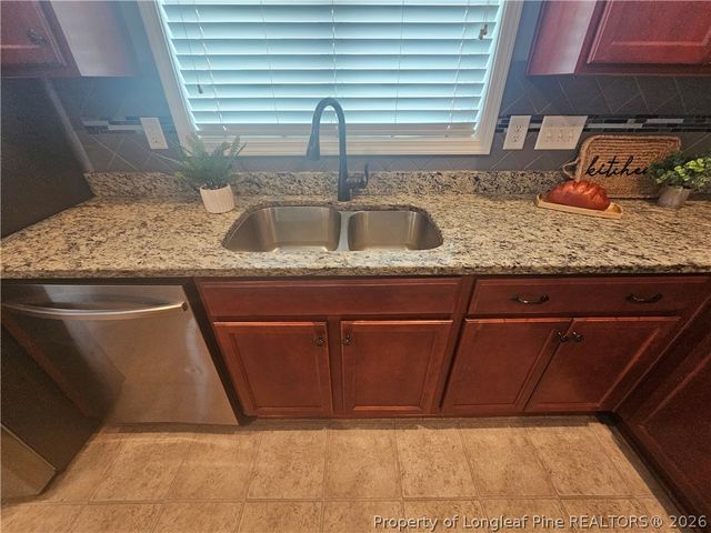 305 Bedfordshire Place, Fayetteville, NC 28312