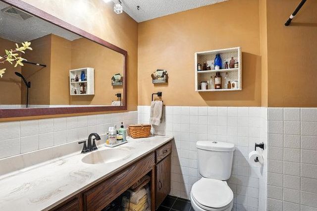 9320 Elmore Ave, Lonsdale, MN 55046