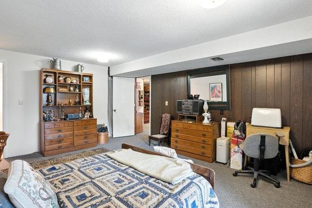 9320 Elmore Ave, Lonsdale, MN 55046