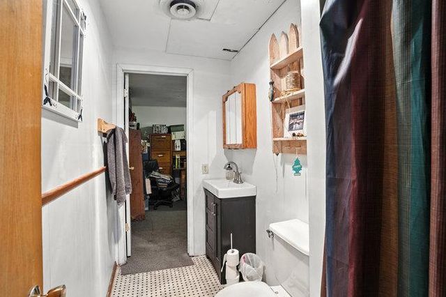 9320 Elmore Ave, Lonsdale, MN 55046