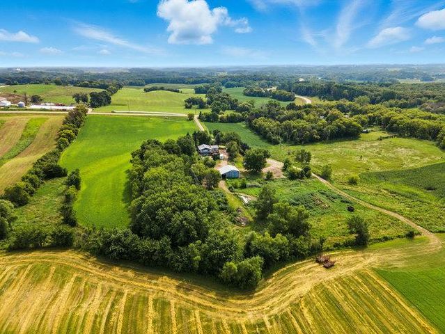 9320 Elmore Ave, Lonsdale, MN 55046