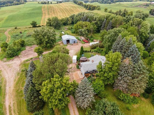 9320 Elmore Ave, Lonsdale, MN 55046