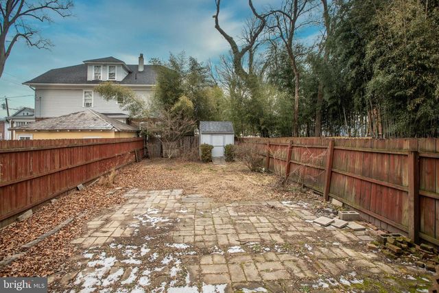 1530 RIVERSIDE DR, Trenton, NJ 08618