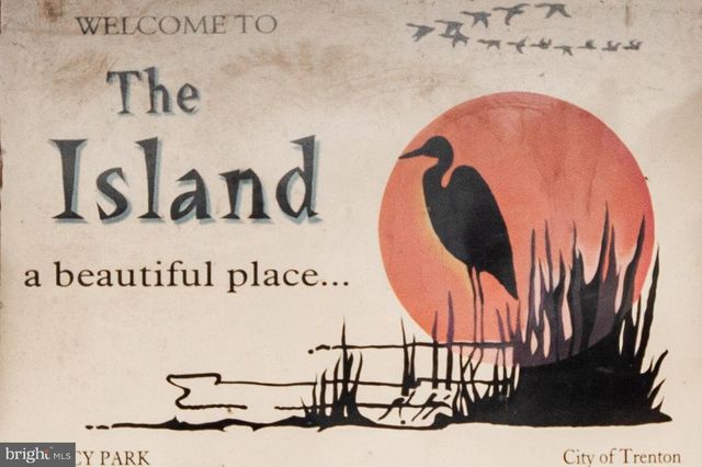 1530 RIVERSIDE DR, Trenton, NJ 08618