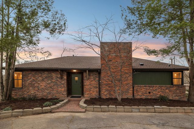 2224 Crestline Dr, Nashville, TN 37214