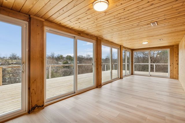 2224 Crestline Dr, Nashville, TN 37214