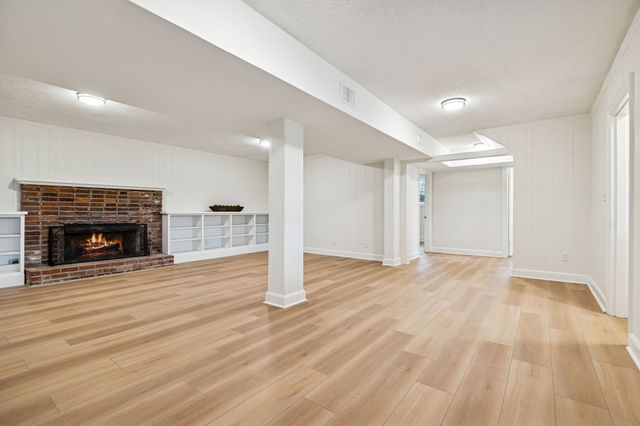 2224 Crestline Dr, Nashville, TN 37214