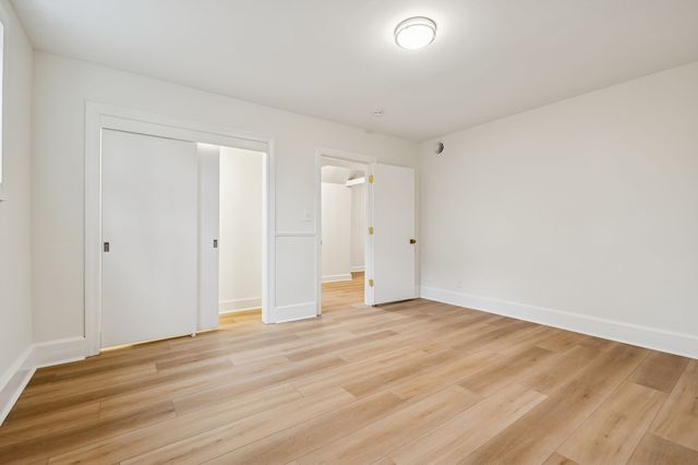 2224 Crestline Dr, Nashville, TN 37214