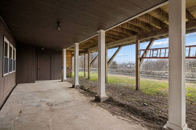 2224 Crestline Dr, Nashville, TN 37214