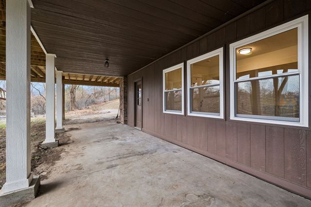 2224 Crestline Dr, Nashville, TN 37214